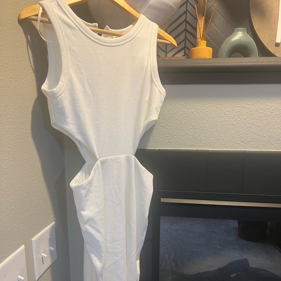 white cutout dress - Picture 1 of 4